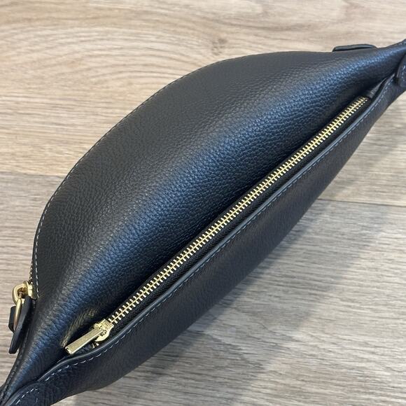 Coach NWT Essential Belt Bag Fanny Pack Black Leather RARE Discontinued CR507 - Picture 7 of 12